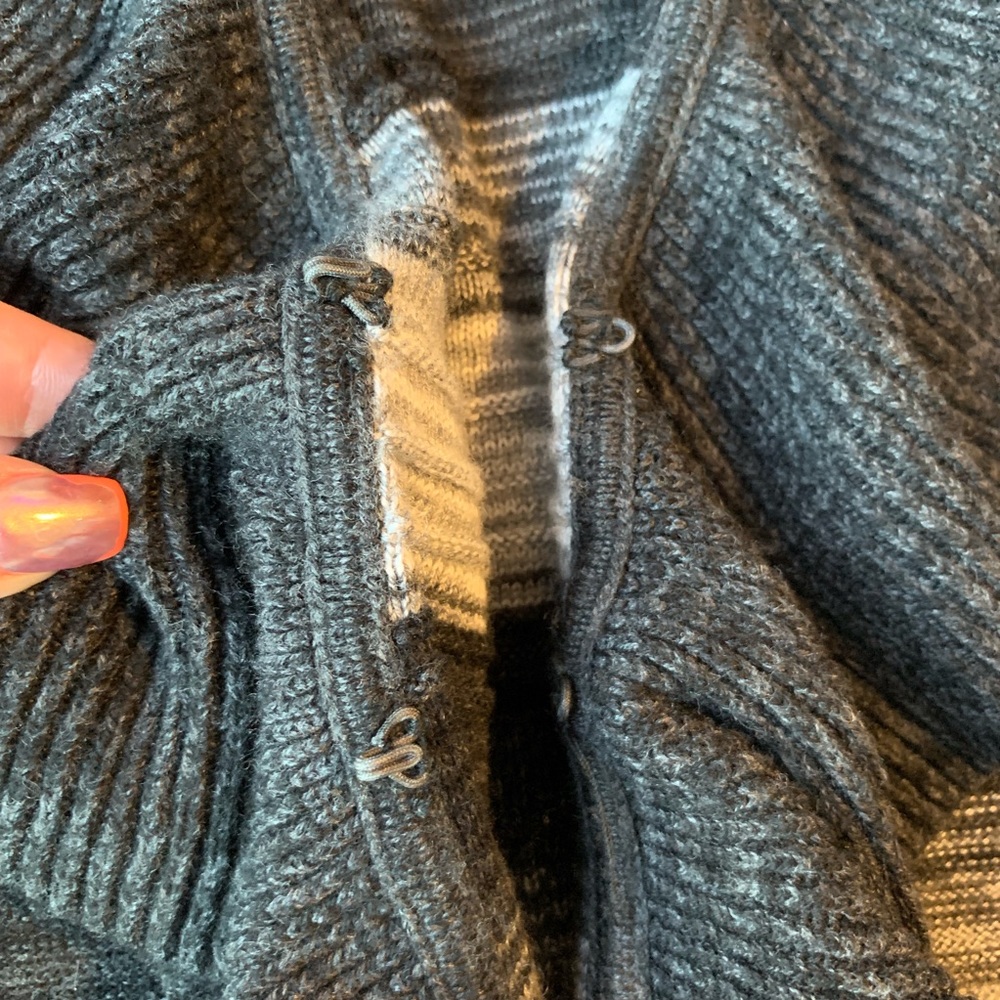 ❤️SOLD WHBM wool ruffle cardigan sweater - Picture 4 of 7